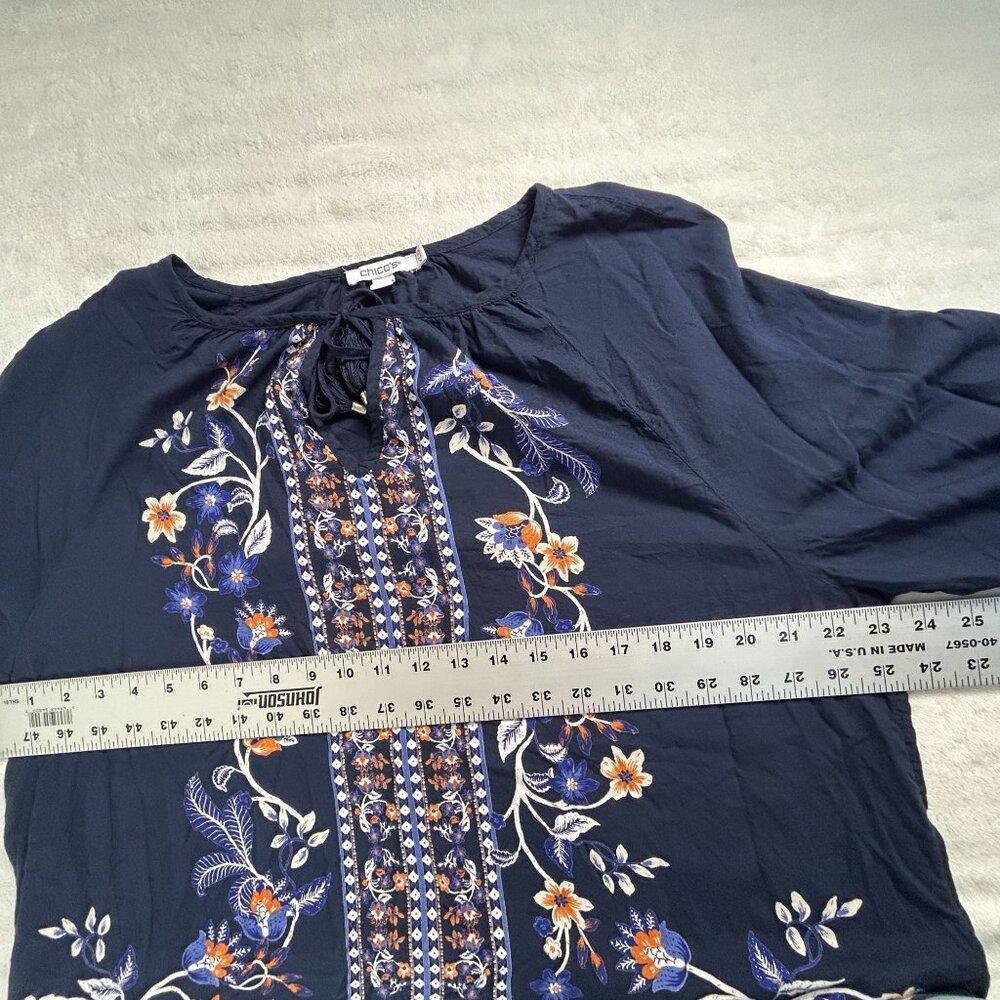 Chico's Womens Navy Floral Embroidered Boho Peasant Blouse Top Size 2.5 US 14 - Picture 6 of 7